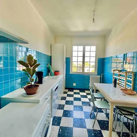 3 Vue Apartment *